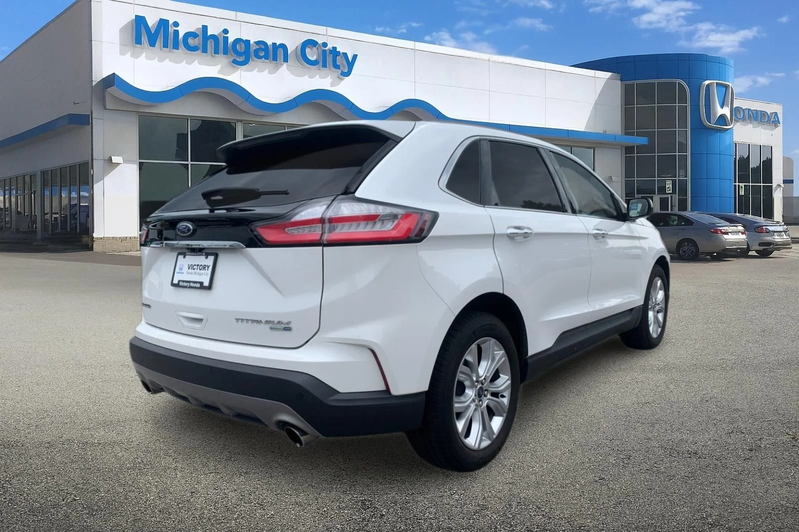 Used 2020 White Ford Titanium image 5