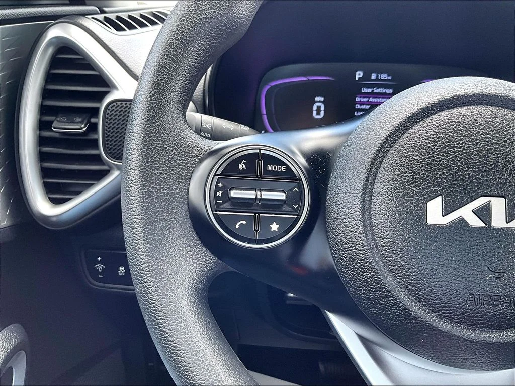 2025 Kia Soul LX - Photo 19