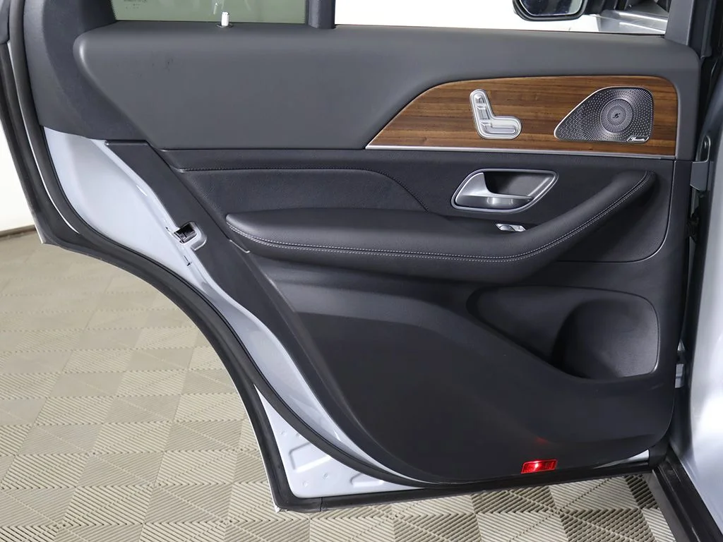 Used 2024 Cirrus Silver Metallic Mercedes-Benz GLE 350 image 30