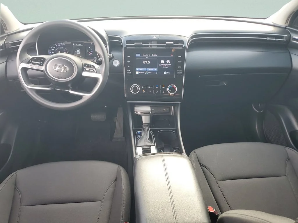 Used 2023 Black Hyundai SEL image 11