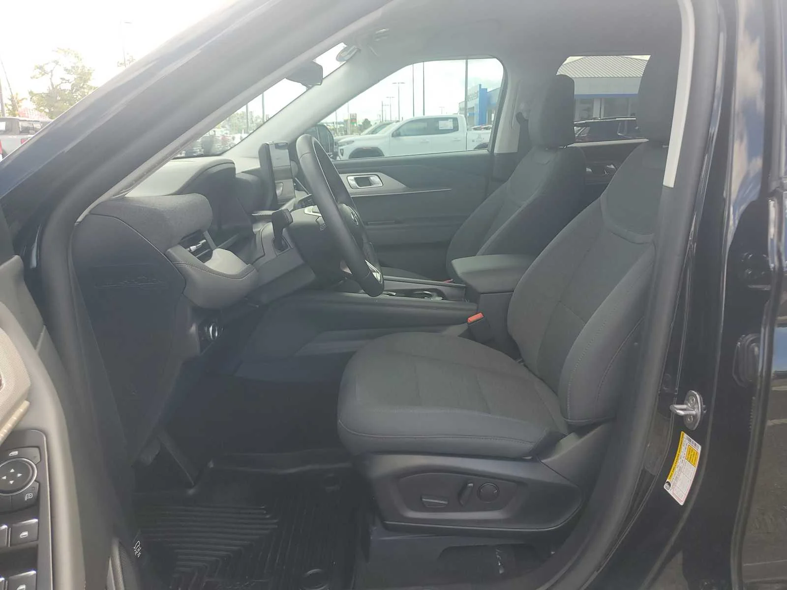 Used 2025 Black Ford Active image 19
