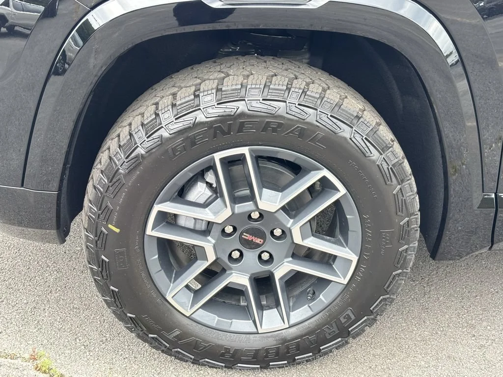 New 2027 Ebony Twilight Metallic GMC AT4 image 9