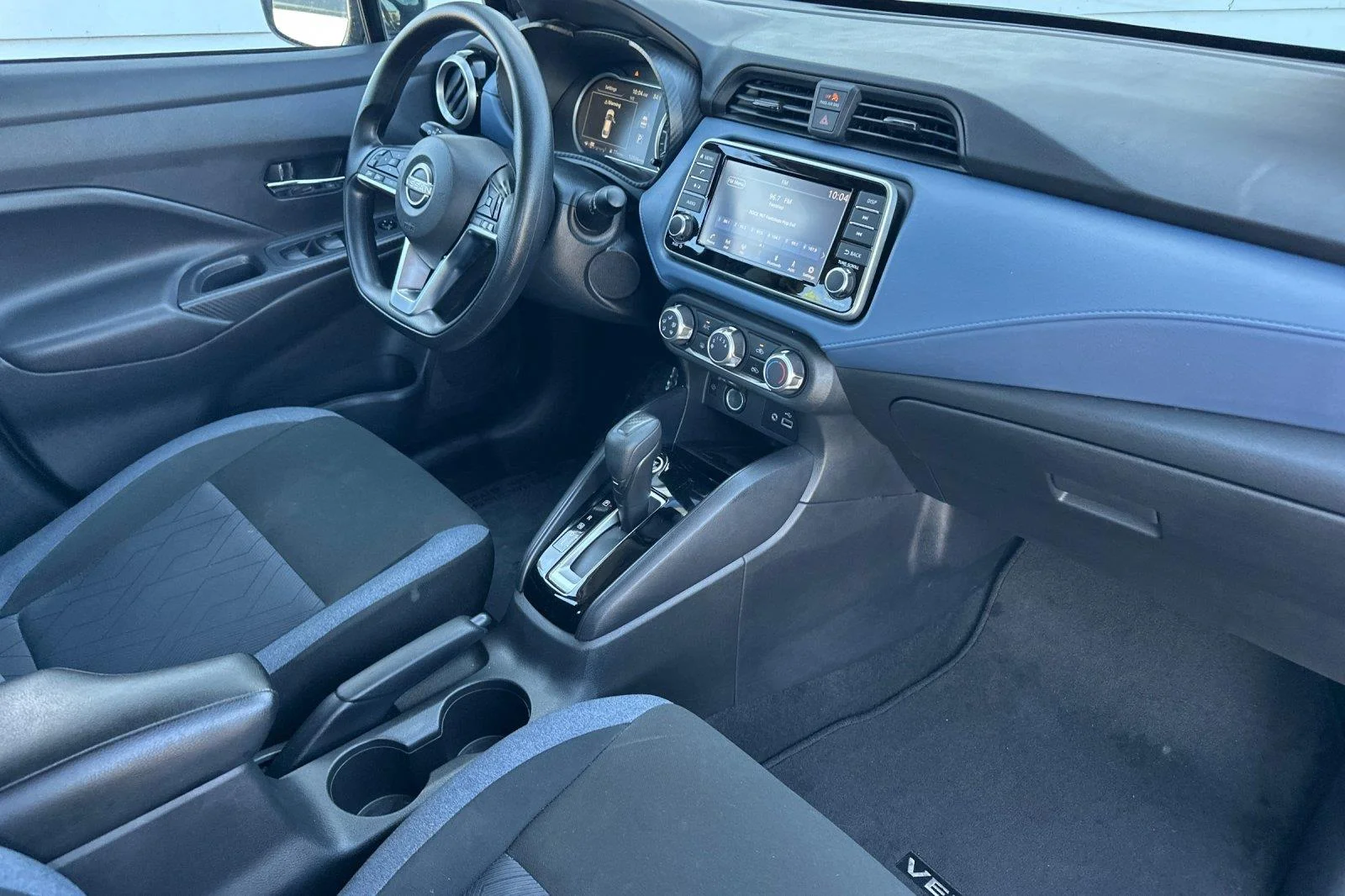 Used 2025 Super Black Nissan SV image 15