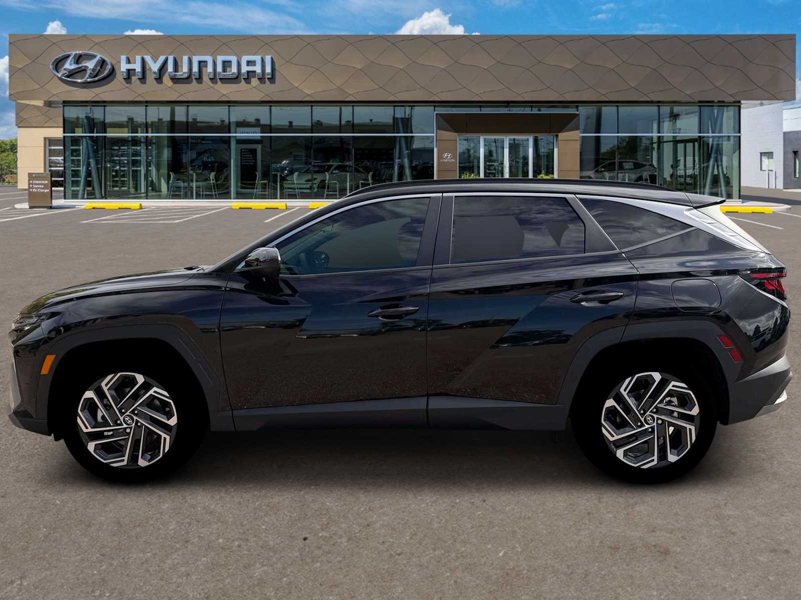 Used 2026 Phantom Black Hyundai SEL Plus image 3