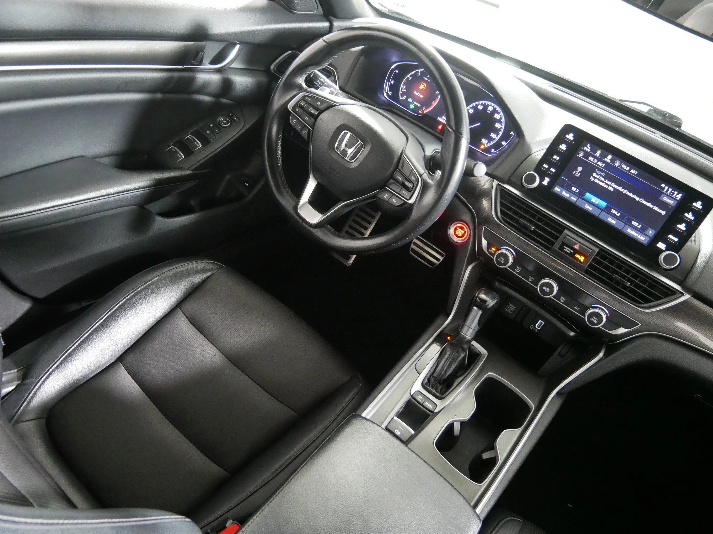 Used 2018 Modern Steel Metallic Honda Sport 1.5T image 9
