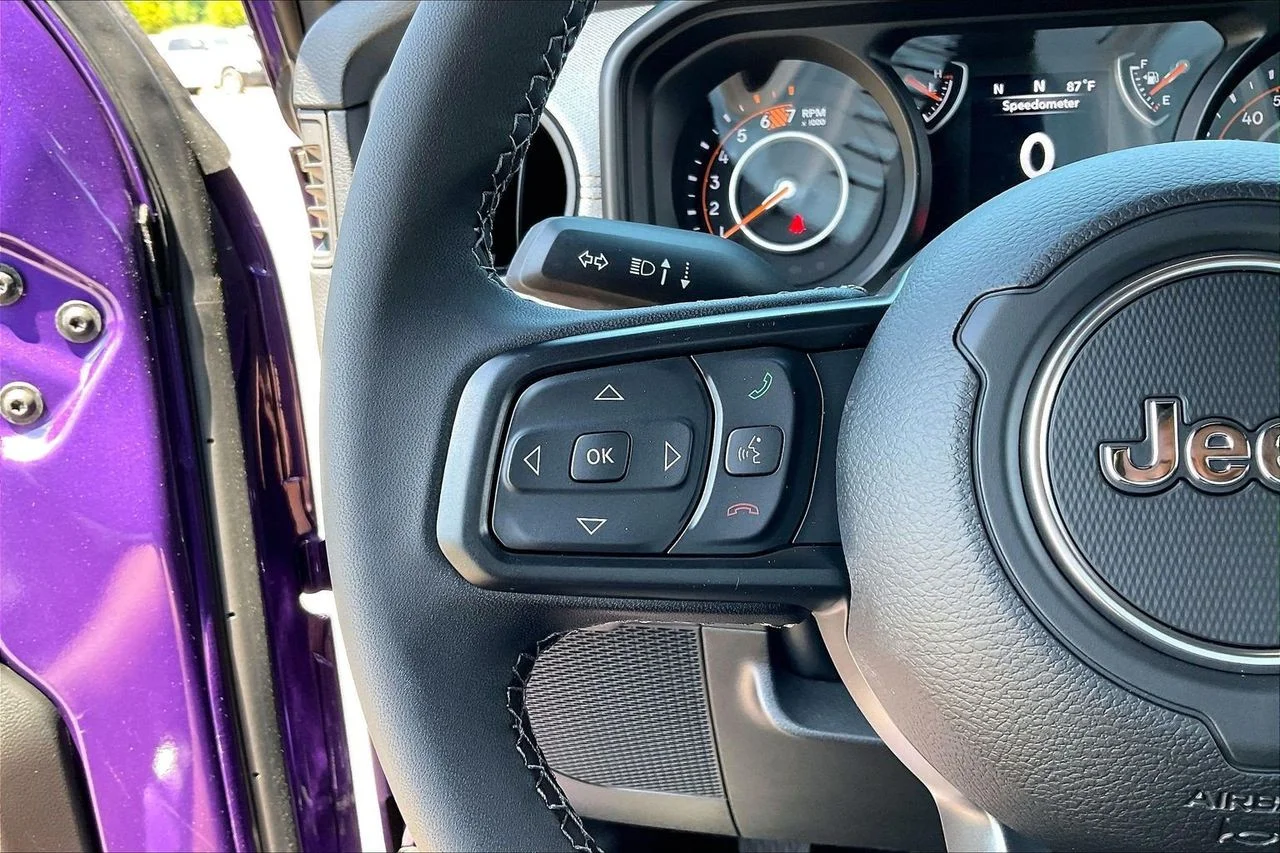 New 2026 Reign Jeep Sport S image 23