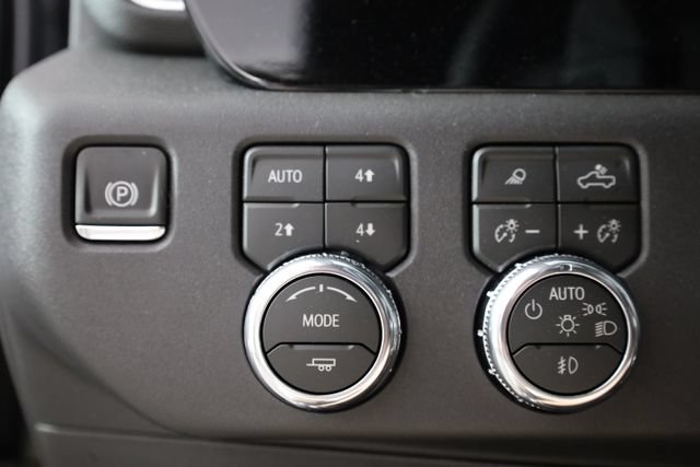 2026 GMC Sierra 1500 SLT - Photo 14