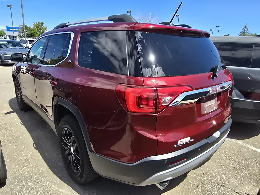 Used 2018 Crimson Red Tintcoat GMC SLT image 15