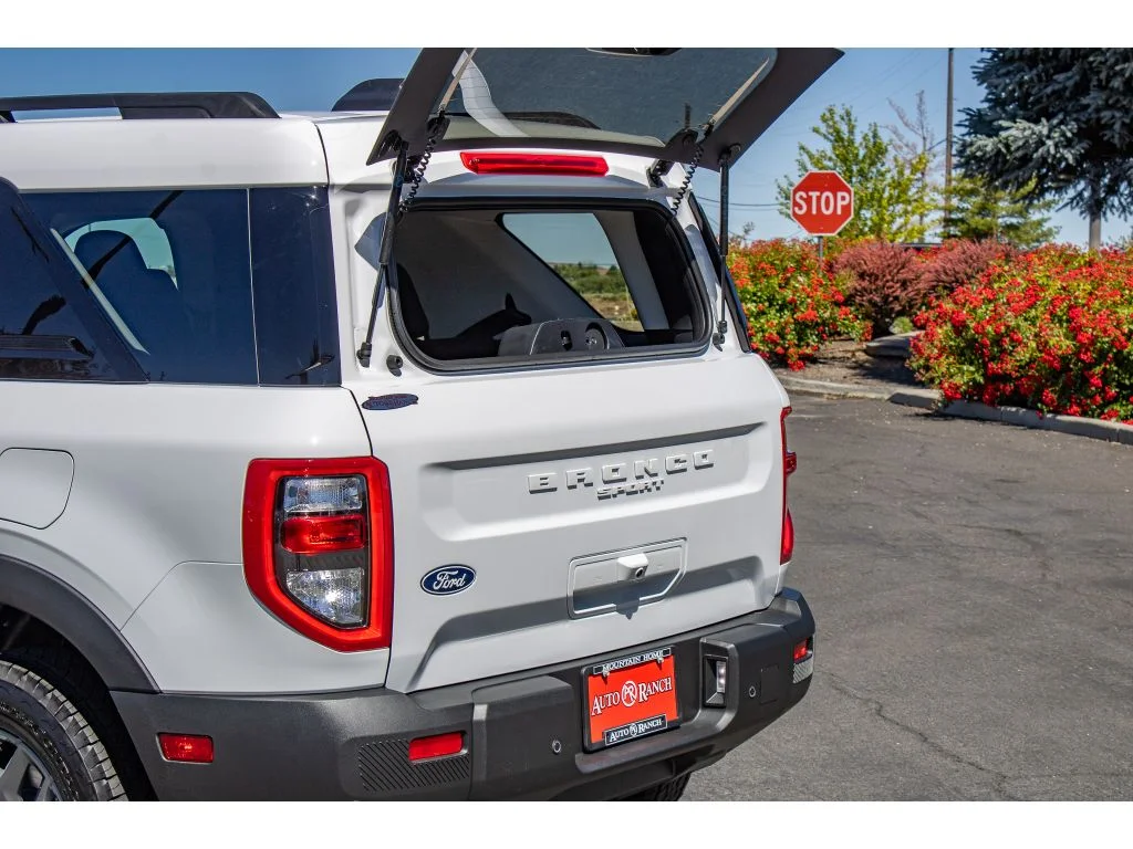 New 2026 OXFORD WHITE Ford Big Bend image 10