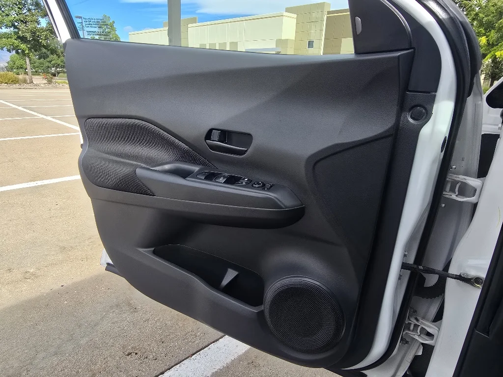 Used 2021 Fresh Powder Nissan S image 17