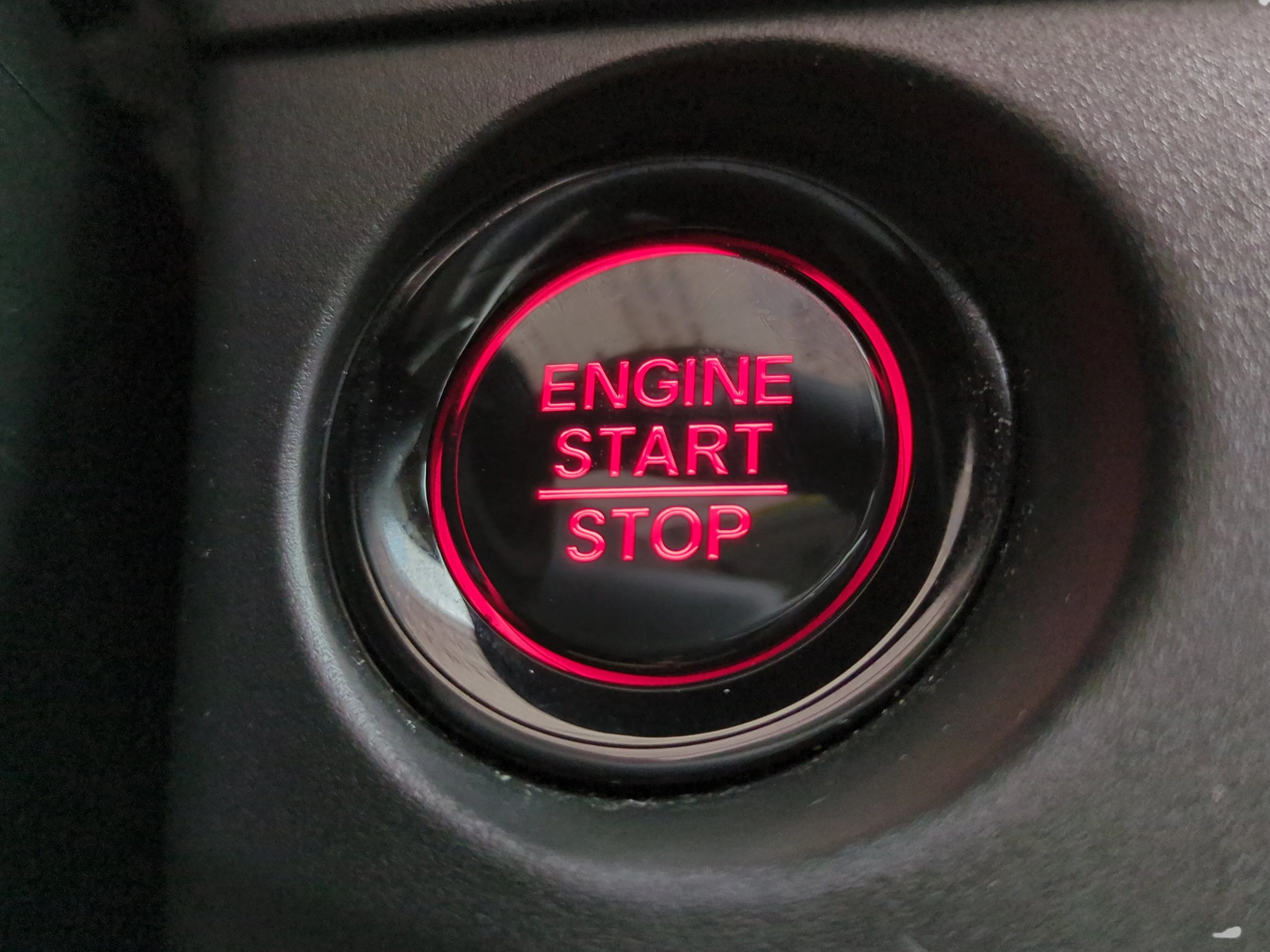 Used 2025 White Honda SE image 26