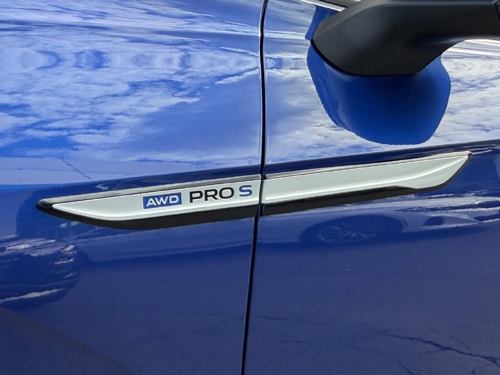 Used 2022  Volkswagen Pro S image 15