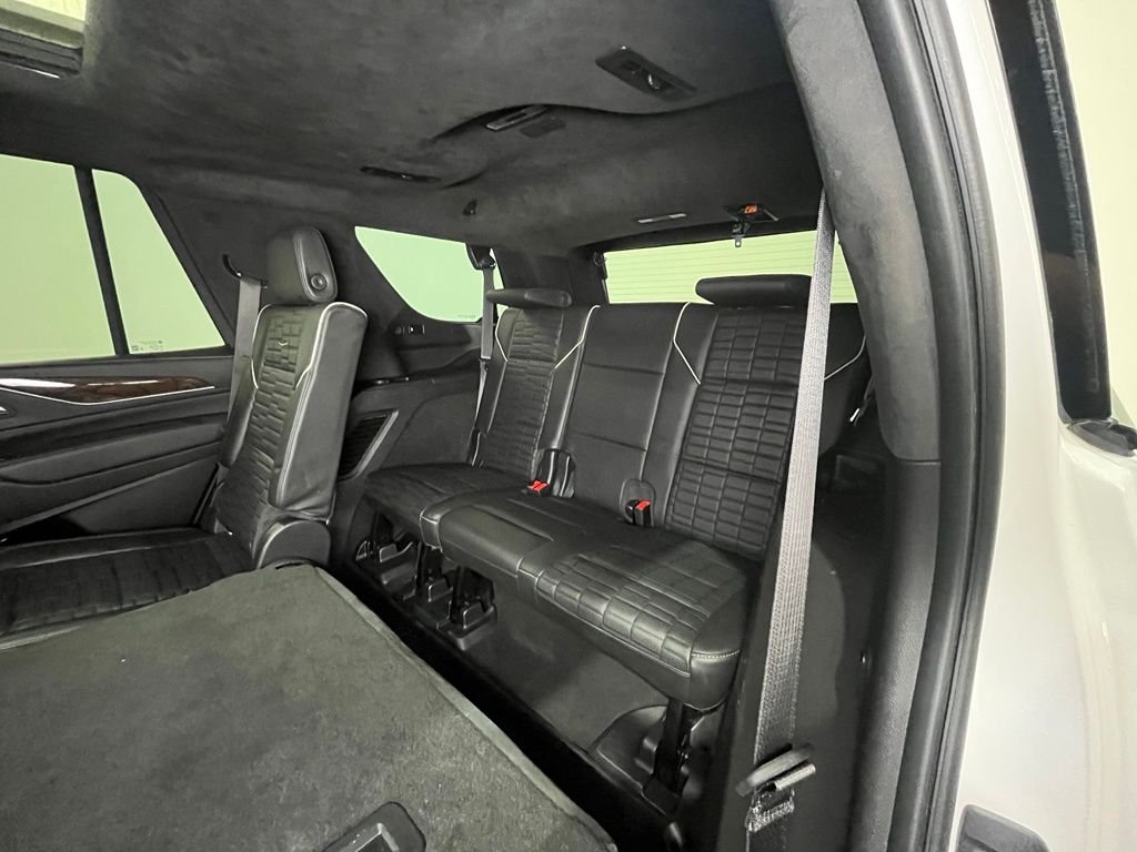 Used 2022 Crystal White Tricoat Cadillac Sport Platinum image 20