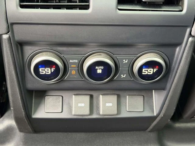 Used 2023 Gray Land Rover 110 S image 11