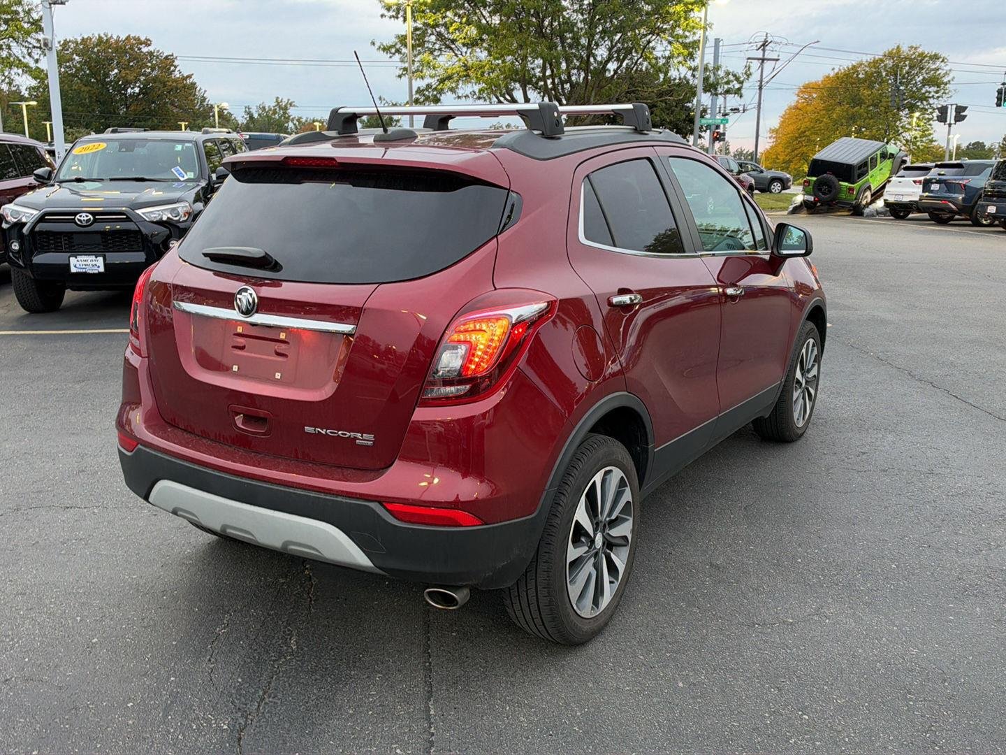 Used 2022 Cinnabar Metallic Buick Preferred image 8