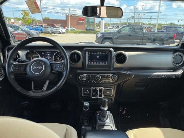 Used 2018 Crystal Metallic Jeep Unlimited Sport S image 14
