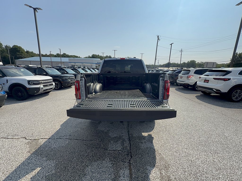 Certified Used 2025 Iconic Silver Ford XLT image 4