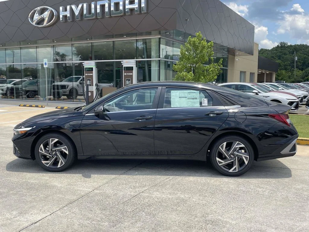New 2026 Black Hyundai Limited image 6