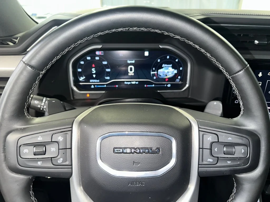 Used 2024 White Frost Tricoat GMC Denali image 11