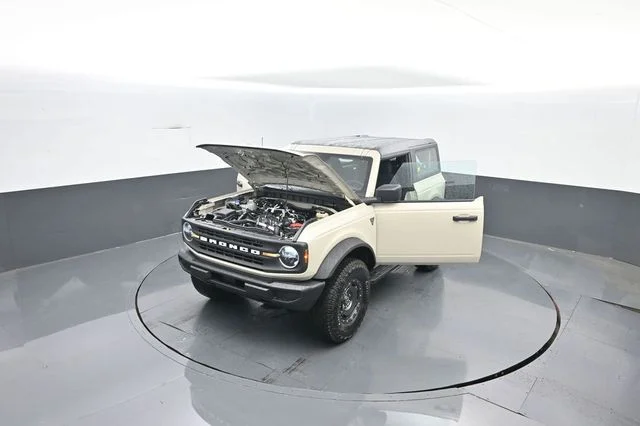 Used 2025 Desert Sand Ford Base image 31