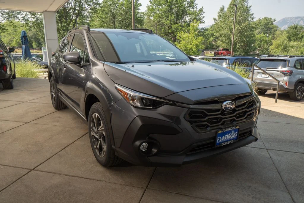 New 2026 MAGNETITE GRAY PEARL Subaru Premium image 2