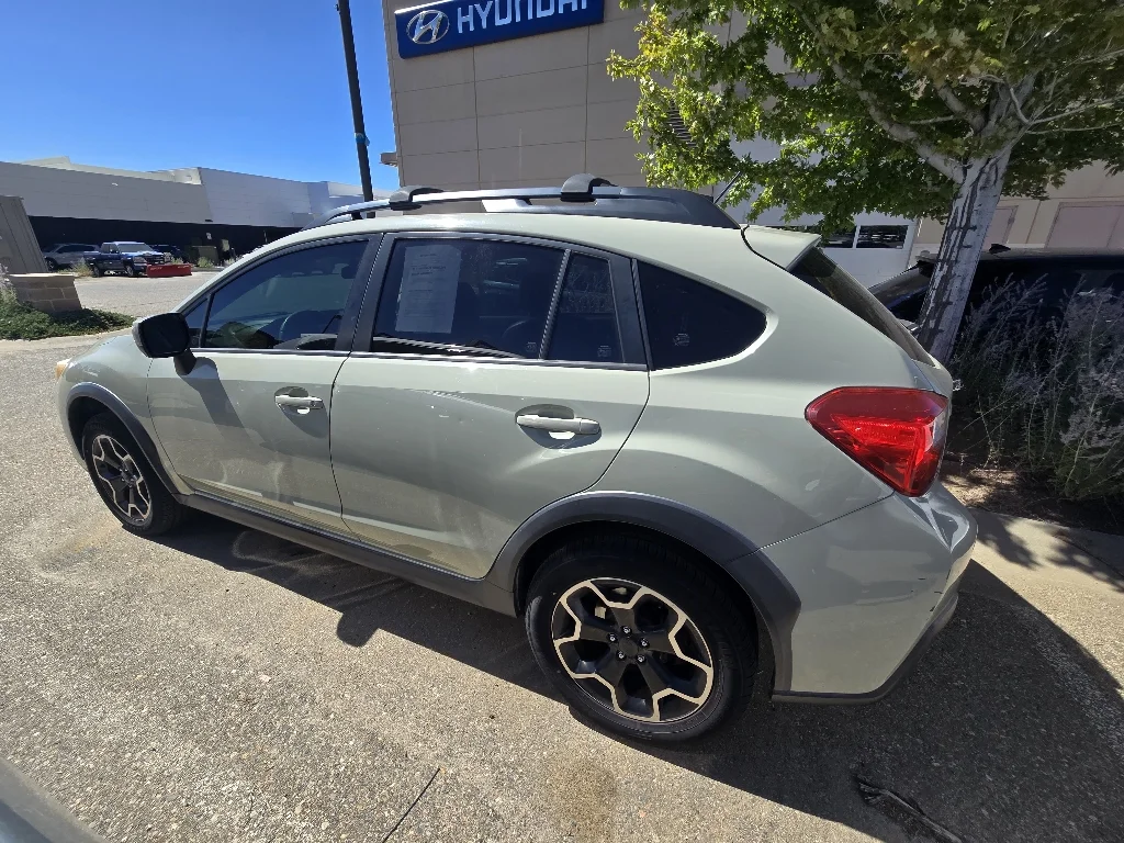 Used 2013 Desert Khaki Subaru Limited image 2