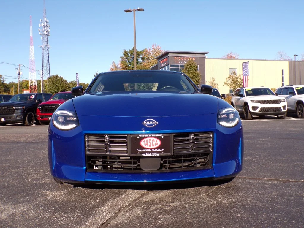 Used 2024 Blue Nissan Performance image 2