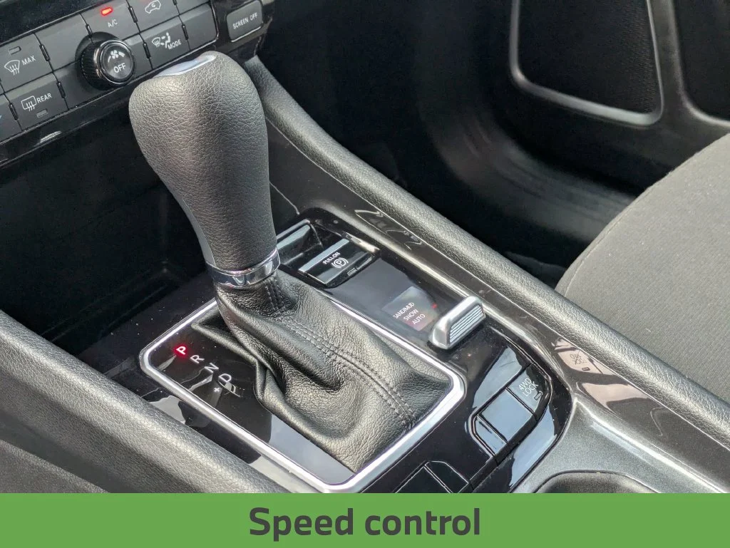 Used 2024 Silver Jeep Sport image 21