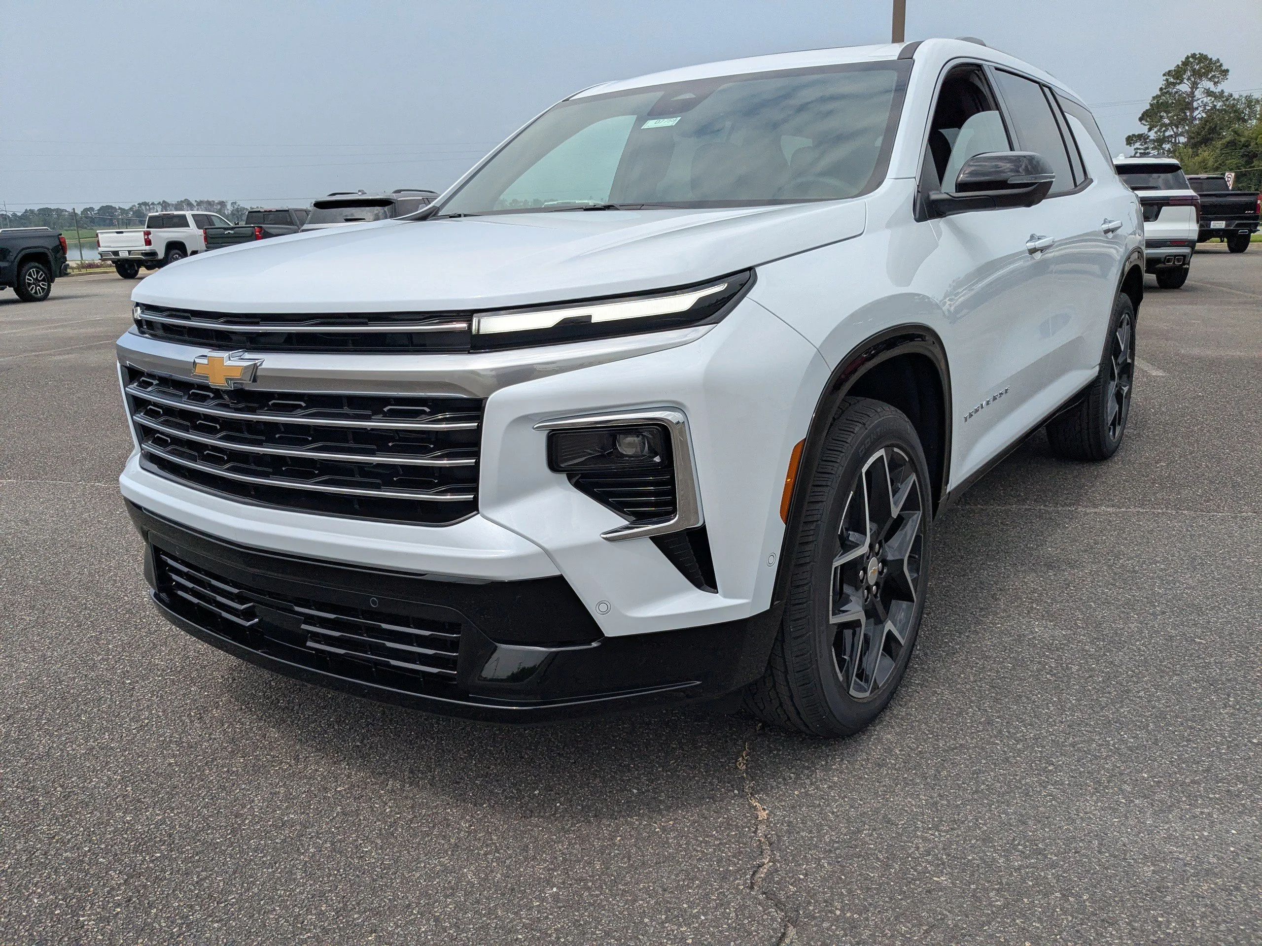 2026 Chevrolet Traverse High Country - Photo 9