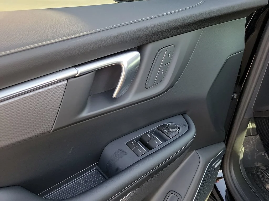 New 2026 Ebony Twilight Metallic Buick Sport Touring image 18