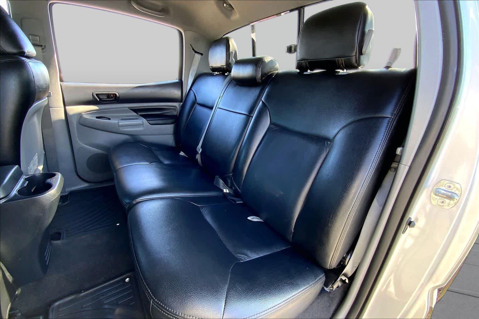 Used 2013 Silver Streak Metallic Toyota PreRunner image 19