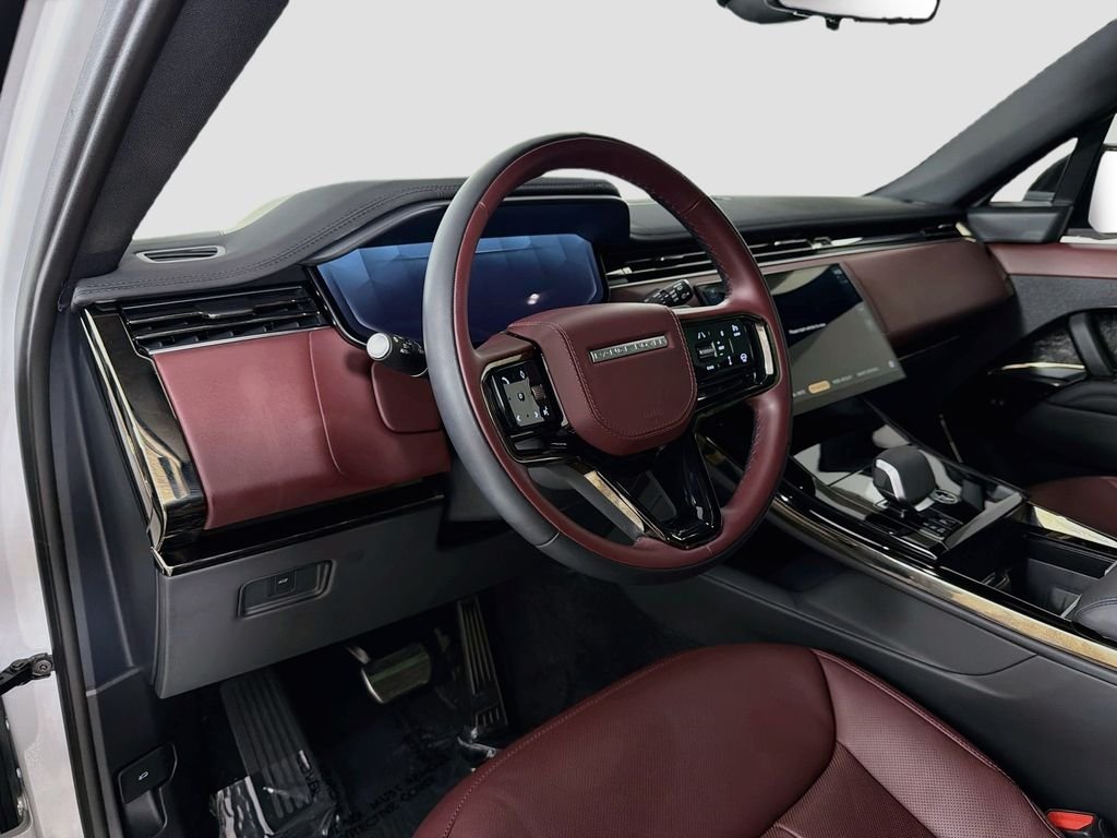 Certified Used 2024 Gray Land Rover Dynamic SE image 9
