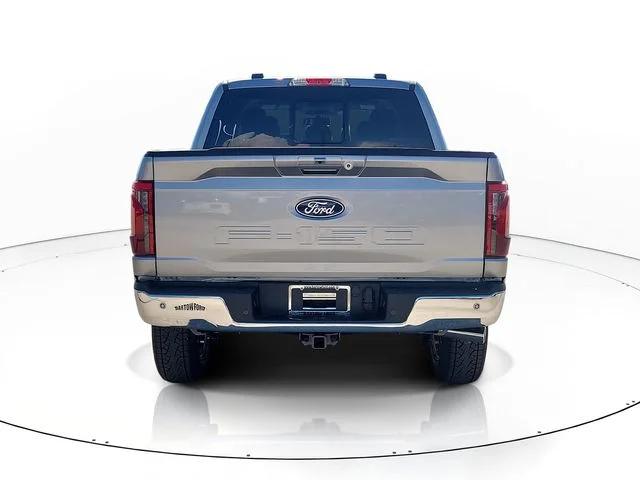 New 2026 Silver Metallic Ford XLT image 6