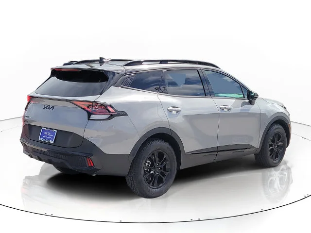 Certified Used 2025 Gray Kia X-Pro Prestige image 5