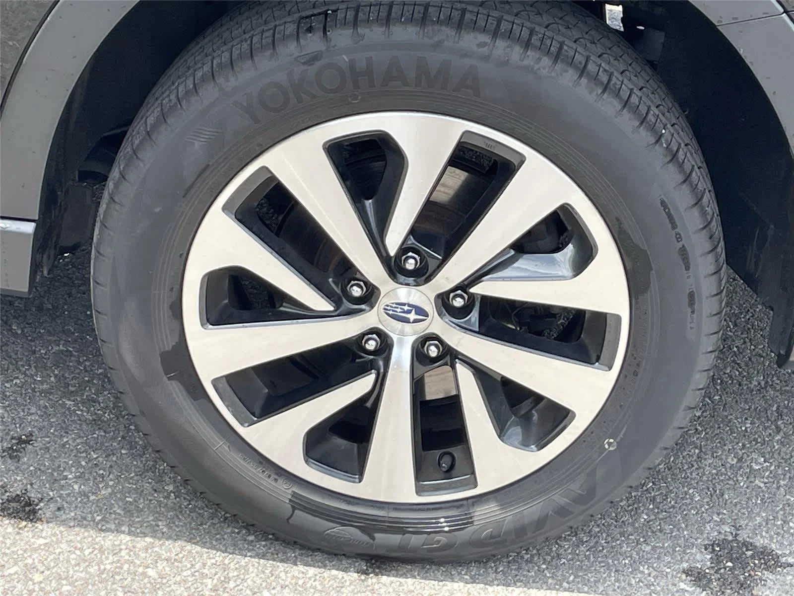 Certified Used 2022 Crystal Black Silica Subaru Premium image 11