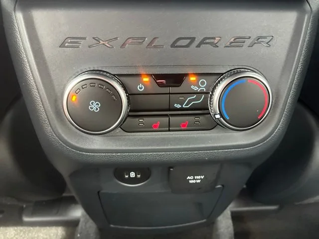 New 2026 White Ford Tremor image 24