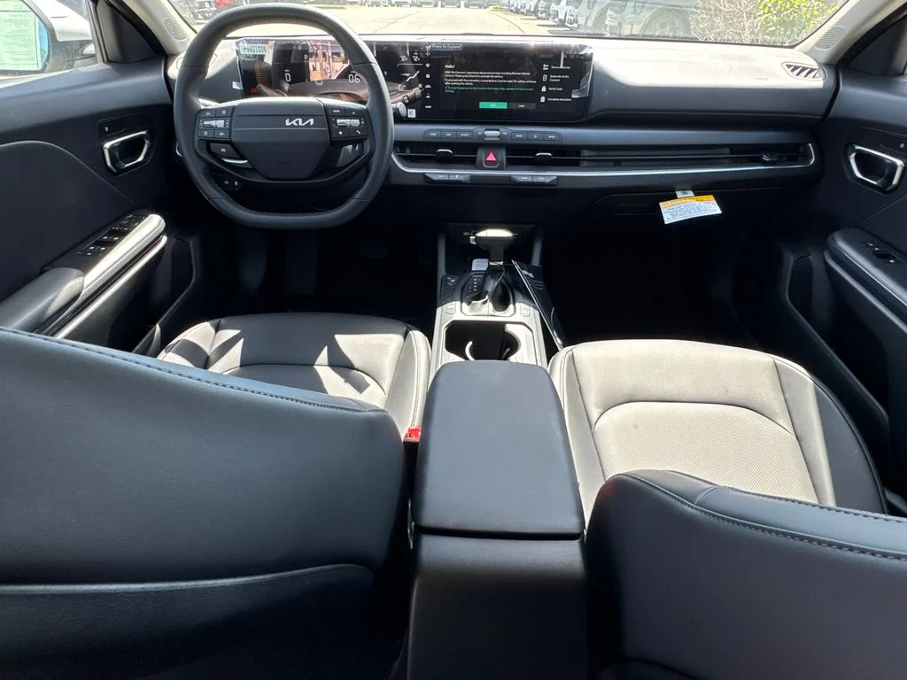 New 2026 Snow White Pearl Kia EX image 23