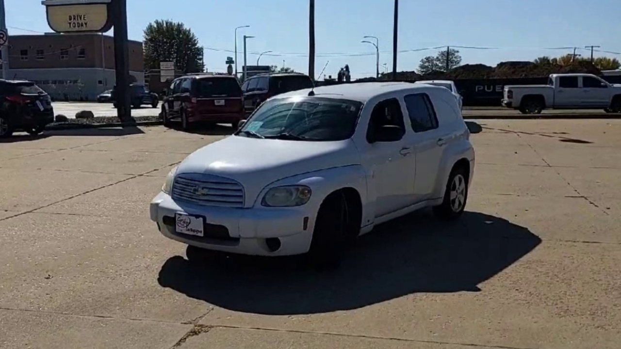 2009 Chevrolet HHR LS photo 3