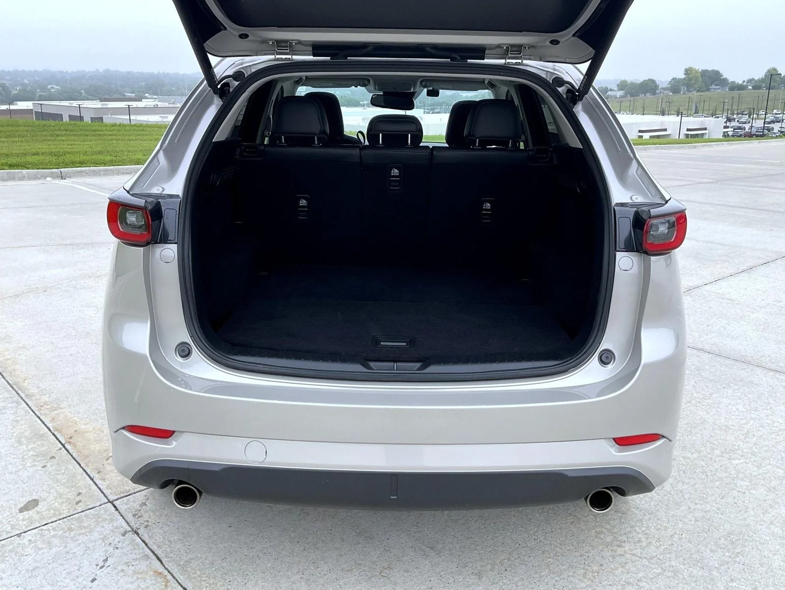 Used 2025 Silver Mazda 2.5 S Preferred Package image 9