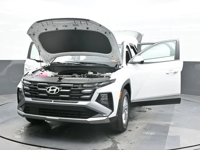 Certified Used 2026 White Hyundai SE image 21