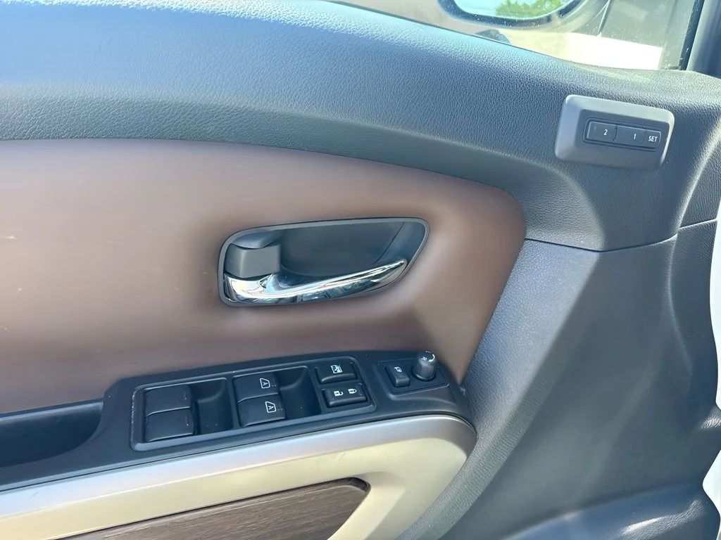 Used 2024 White Nissan Platinum Reserve image 18