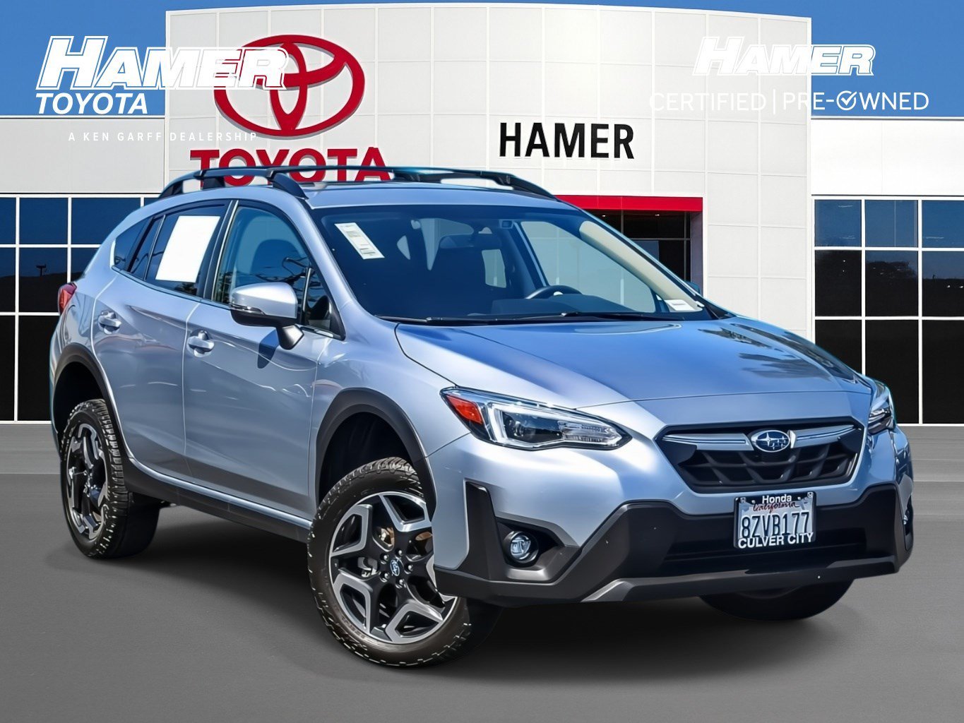 Used 2022 Ice Silver Metallic Subaru Limited image 1
