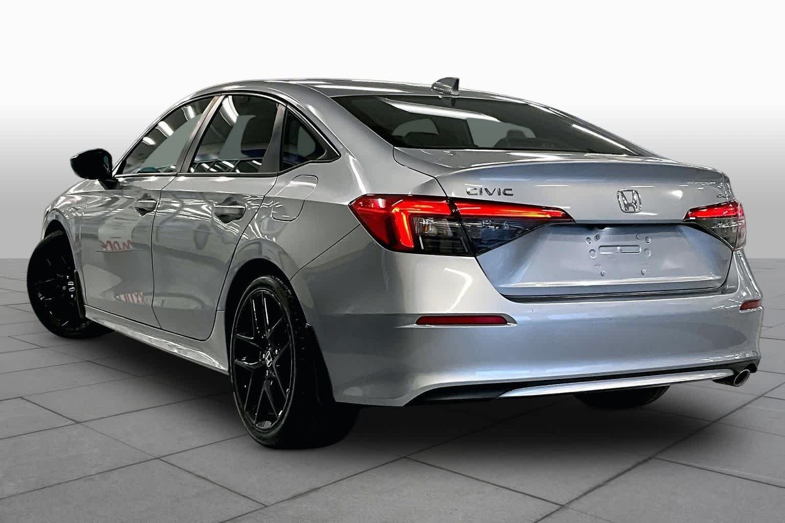 Used 2023 Lunar Silver Metallic Honda Sport image 12