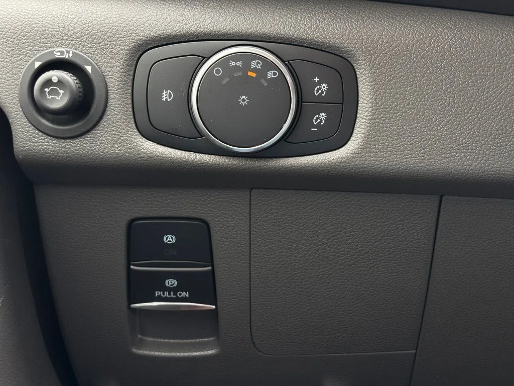 New 2026 Black Ford Explorer Limited SE image 28