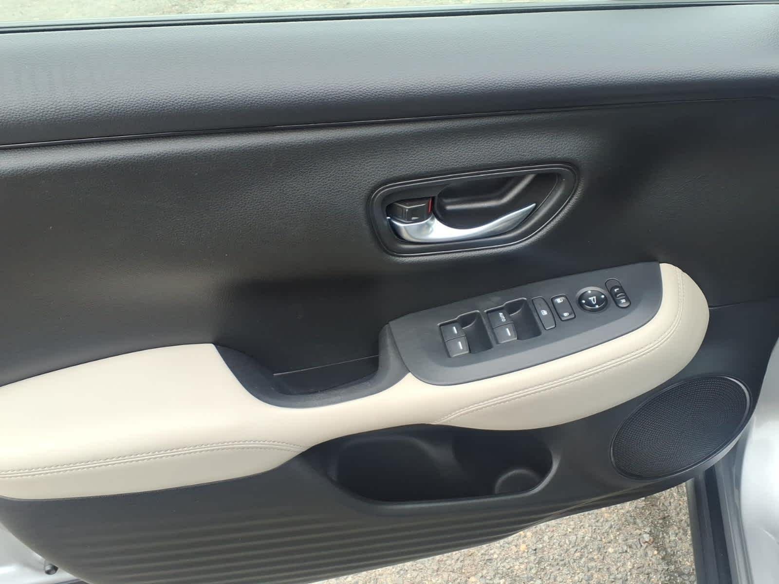 2023 Honda HR-V LX - Photo 10