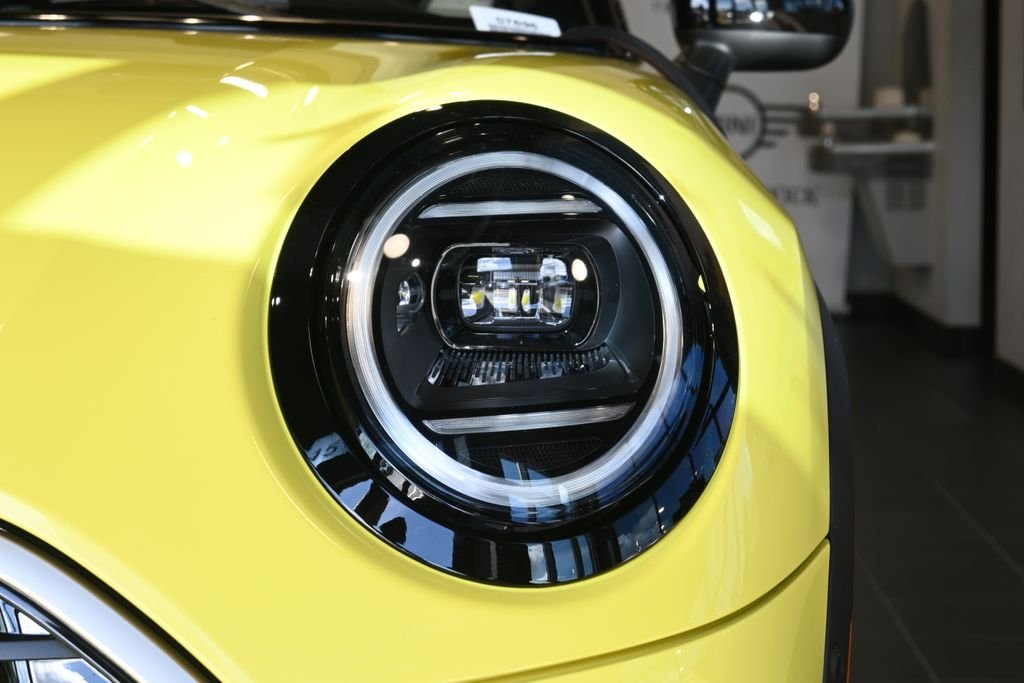 2026 MINI Convertible S - Photo 10