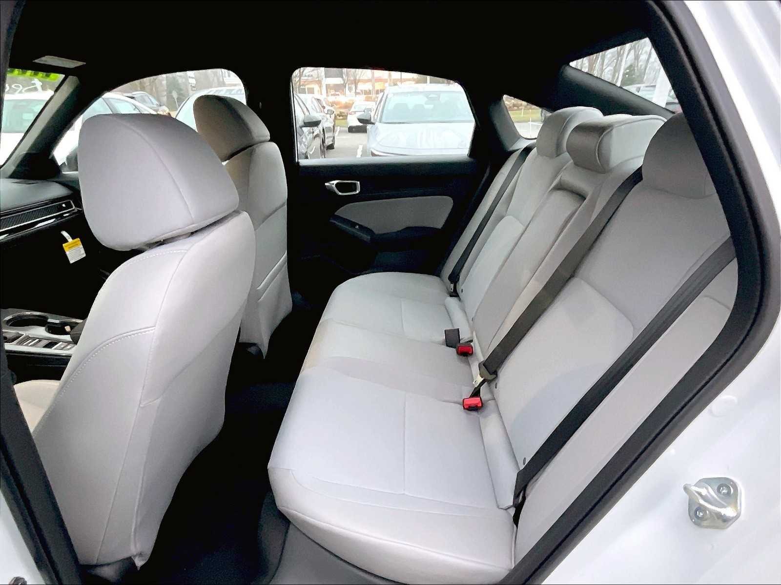 2025 Honda Civic Sport - Photo 15