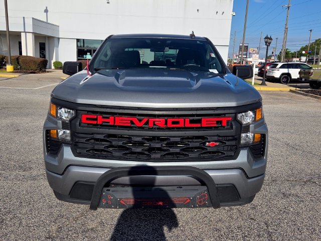 Used 2023 Gray Chevrolet Custom image 2