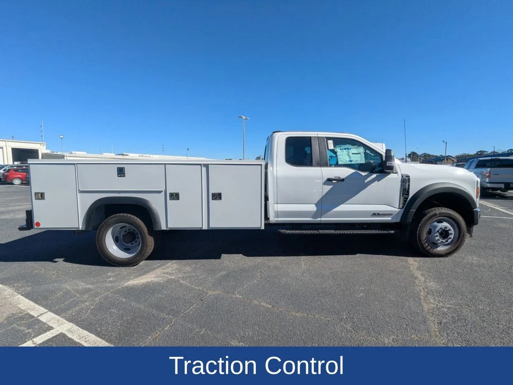 New 2025 Oxford White Ford XL image 3