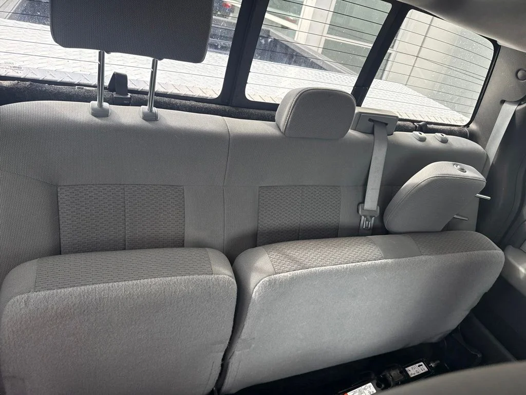 Used 2014 Blue Jeans Metallic Ford XLT image 25